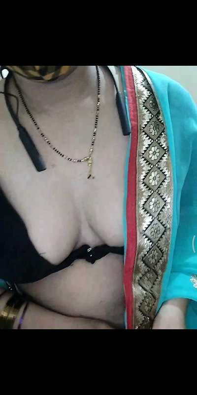 Hot bhabhi cheating video call