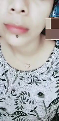 Indian Gorgeous Mole Girlfriend Showing her Boobs  Pussy Online 2