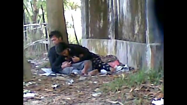 park mein ladki ne lund ki sawari kri
