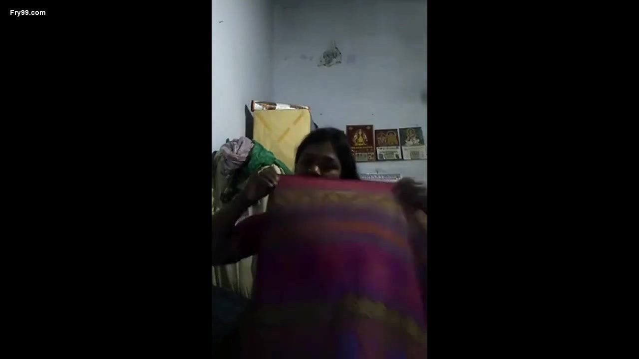 Horny Tamil Girl Strip Naked