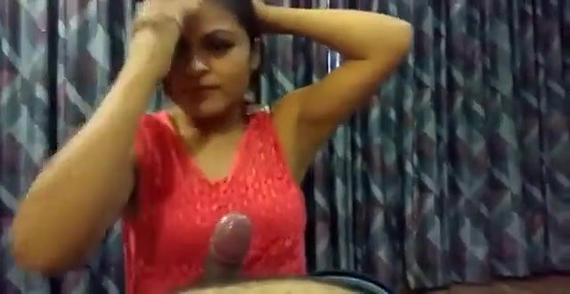 Delhi Ki Bhavi Ne Apne Boyfriend Ko Mast Sa Blowjob Diya