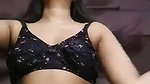 blouse kholke boob dikhayi
