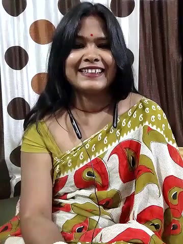Sexy Aunty Boobs and Pussy Show to Fan