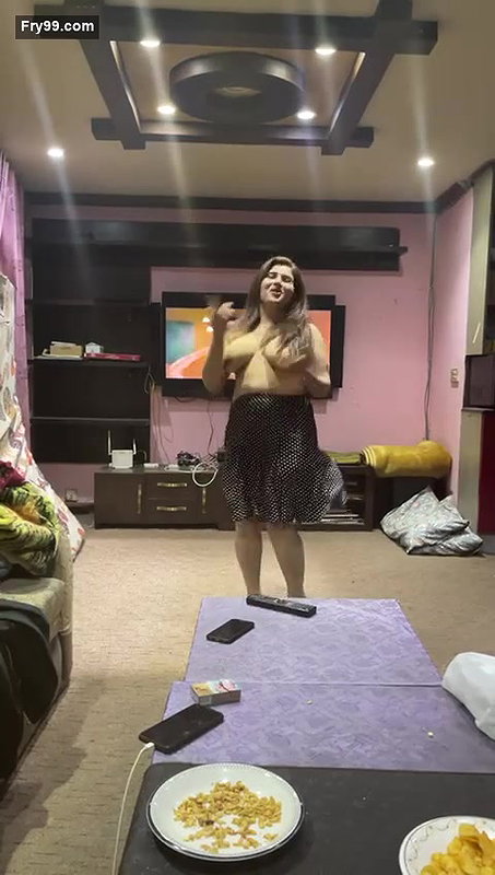 Paid Randi in hotel