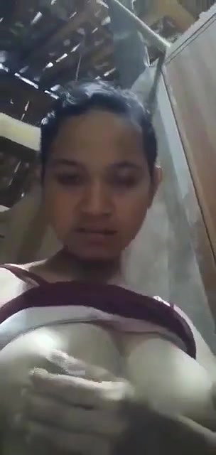 Tanker Village Aunty Playing With Her Boobies