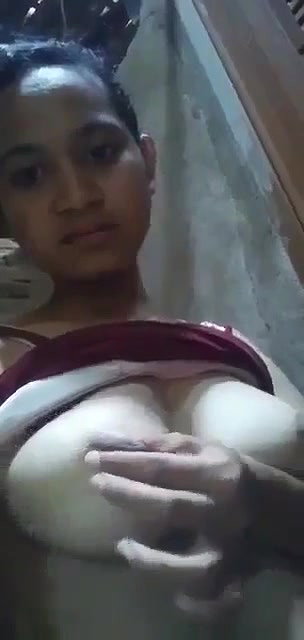 Tanker Village Aunty Playing With Her Boobies