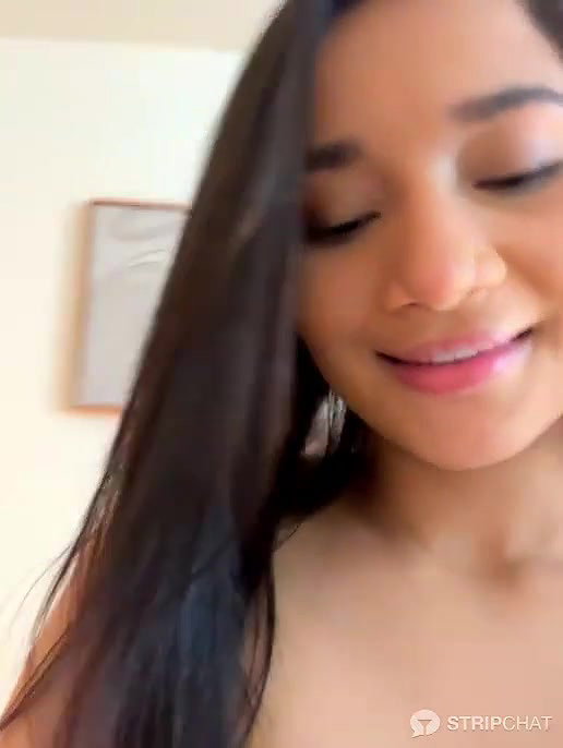 Stripchat AlessiaVallmont