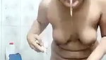 gori ladki ki nangi nahate hue video
