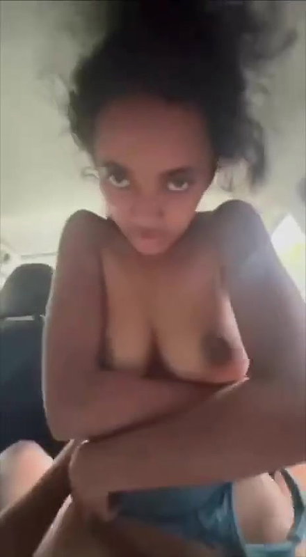 mallu girl raiding inside on the car