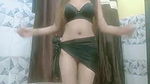 Sexy Indian sex chat model Tanvi goes nude on cam