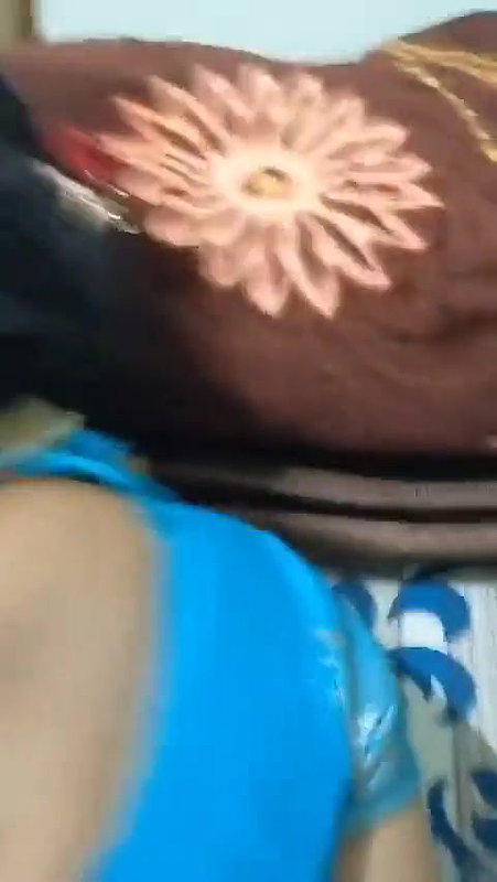 saree uthake chudai