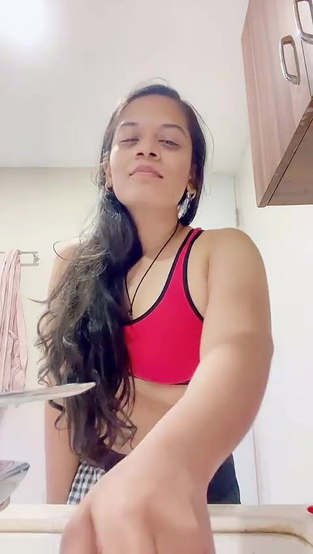 cute girl remove tshirt