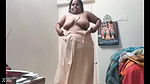 Mallu Bhabhi Shows Her Big Boobs