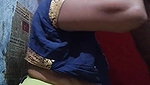 Desi mosi ko lund dikhaya to boli tumhara lund kita mota ha ma Puri lungi