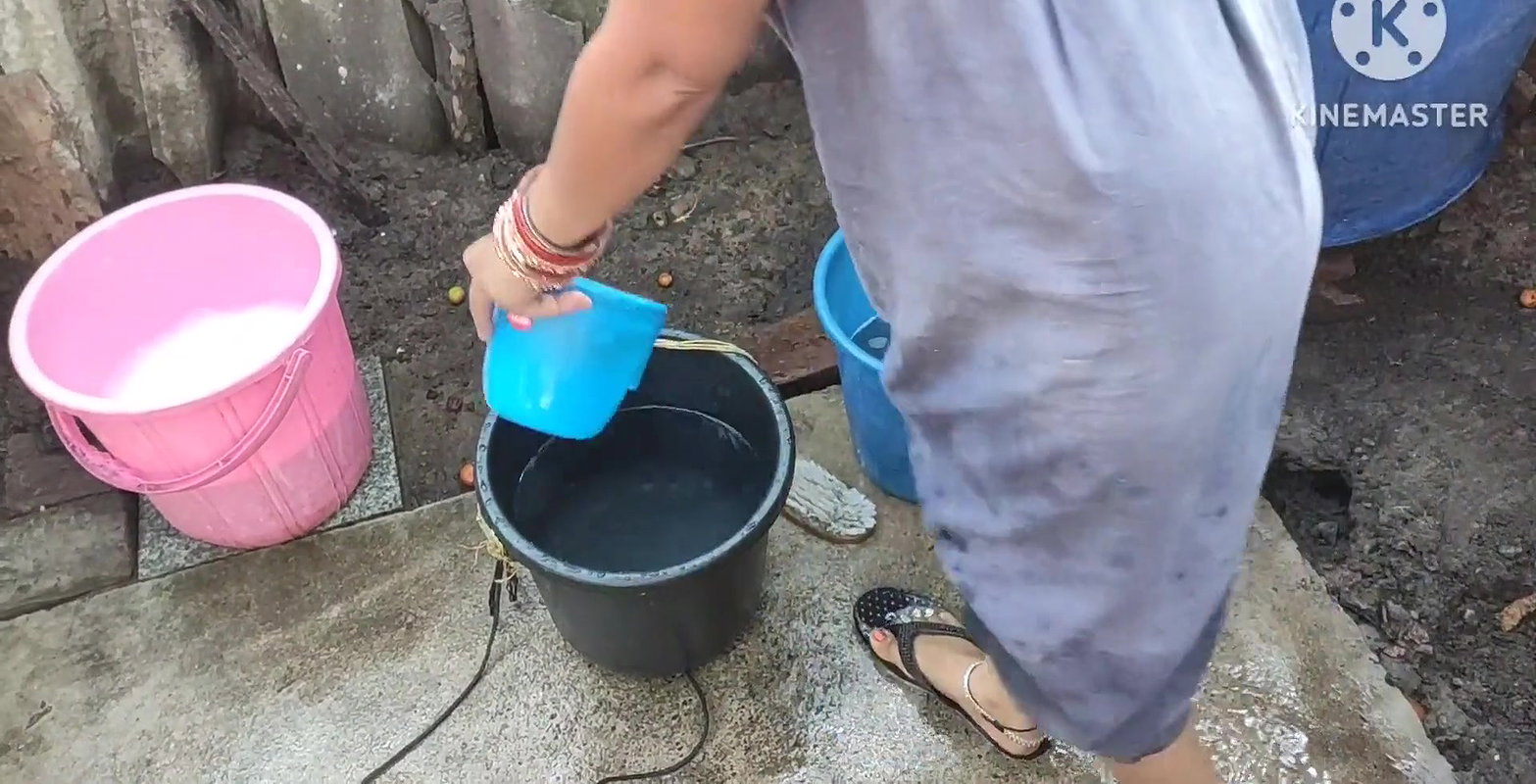 Indian bathing outside with hot boobs