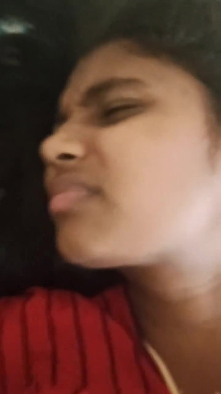 Desi Kuwari Ladki Ki Chut Mari