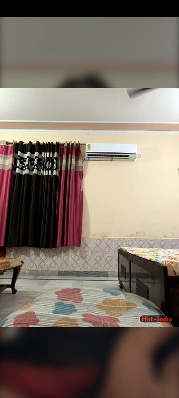 88pink Husband aai gya biche me nepali randi bhabhi