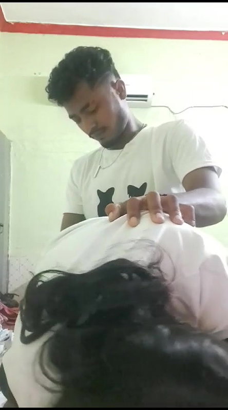 Hostel Girl Ko Doggy Bana Kar Bur Ki Pelai Ki