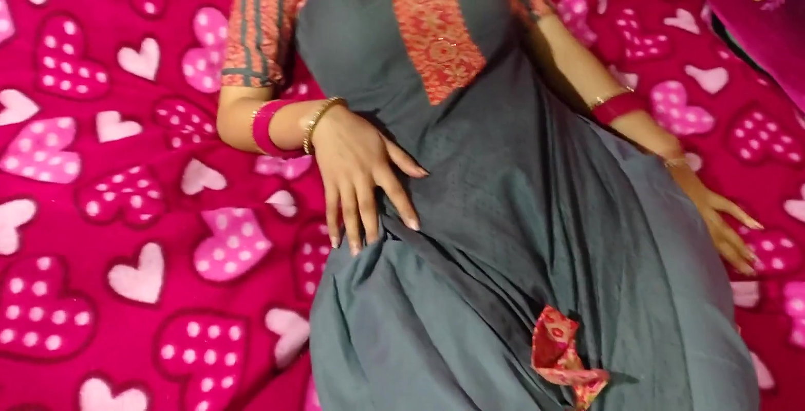 Chachi ko bhatije ne jabardasti chod diya HINDI AUDIO