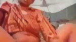Desi Bhabhi Ne Pure Hindi Me Apna MMS Video Banaya Aur Viral Kiya
