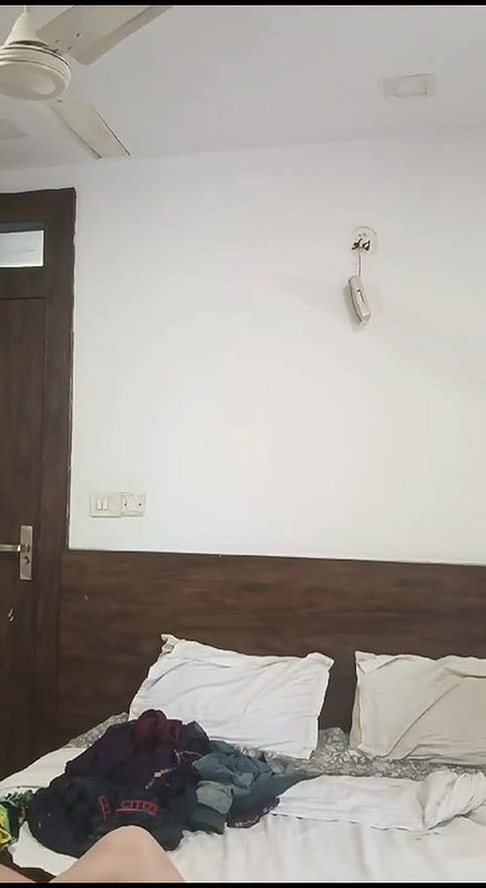 Desi Saasu Ne Apne Damad Ke Sath Hotel Me Jordar Chudai Karwai