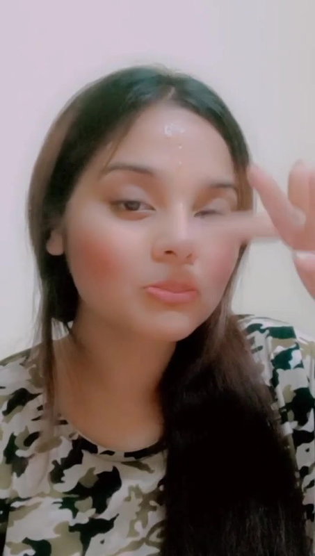 Cute Girl Showing Big Boobs