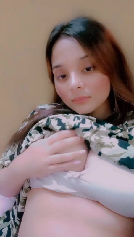 Cute Girl Showing Big Boobs