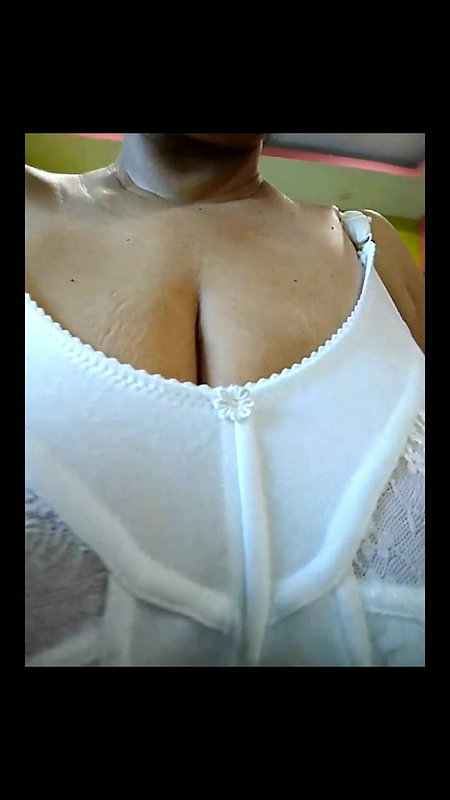 ELIANA 7 Webcam Show