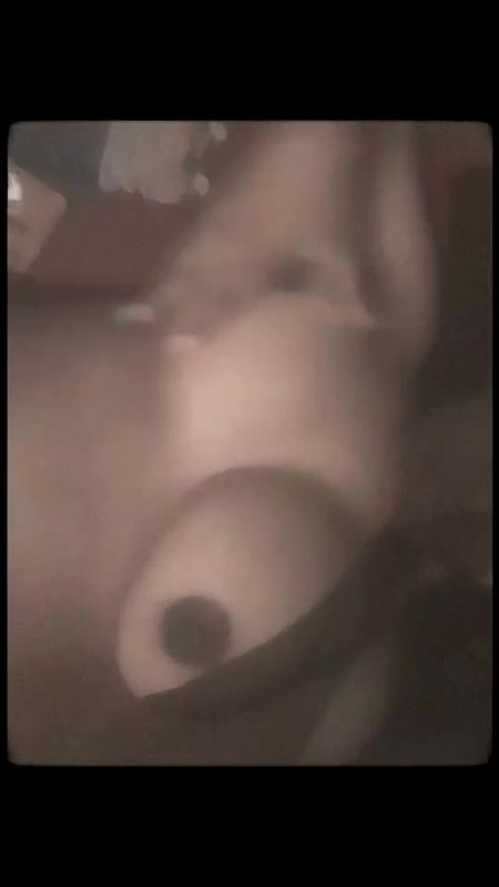 desi girl showing big boobs