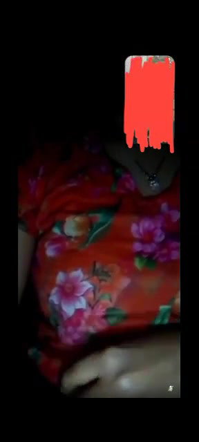 Cute Bengali Girlfriend Showing Big Boobs