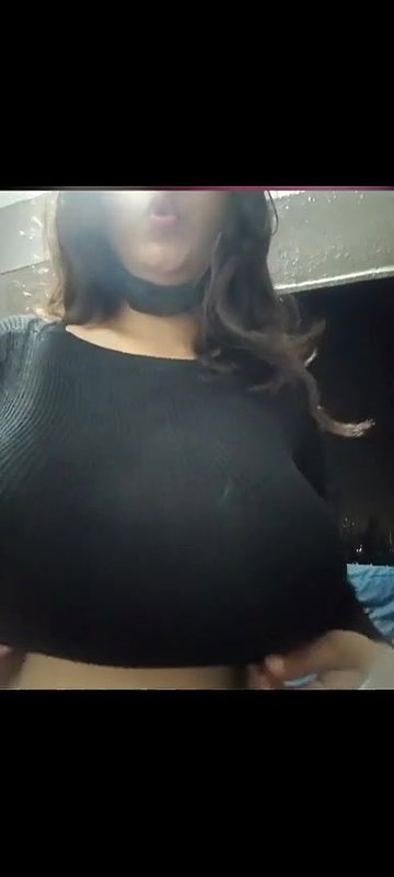 big boobs girl show