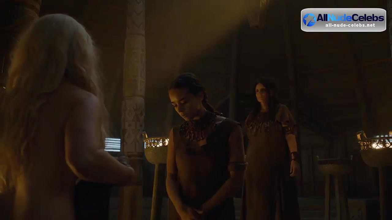 Emilia Clarke Nude Sex Actions And Hot Bikini Collection   19