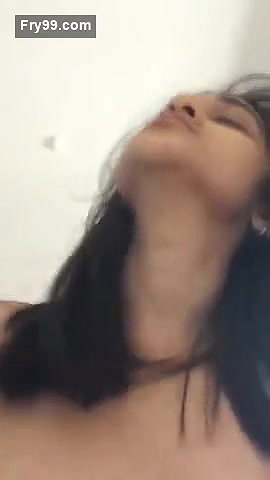 Sexy girl leaked video