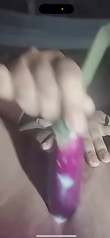 big brinjal piercing pussy of horny desi girlfriend