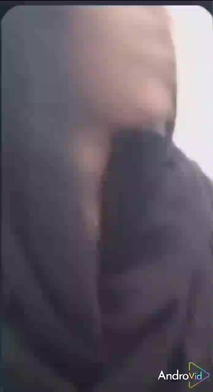topless hijab girl seduces boyfriend on live cam