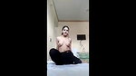 hijabi ladki ne dress kholke boob dikhayi