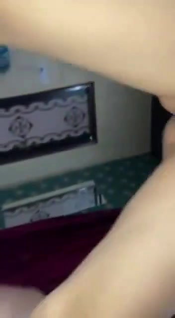 gf riidng dick