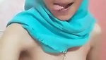 teen hijabi girl nude show