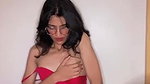 Sexy Slim Desi Girl in Red Bra Fingering