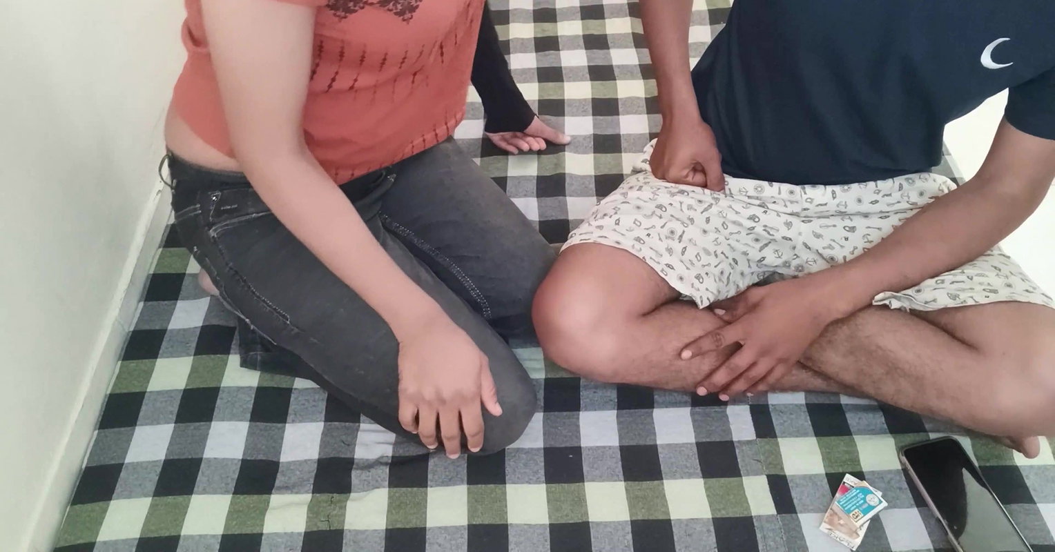 Valentines Day pAr Break-up Party K Liye Ayi Ex Gf Boli GHoda bNakar cHodo mUje, Hindi Talking