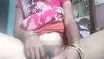 Telugu housewife masturbating pussy