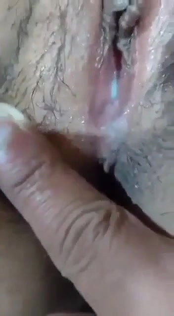 Jiju ne Sali ko choda aur cum in pussy
