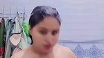 BEAUTIFUL PAKISTANI CHUBBY GIRL BATHING NUDE