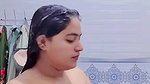BEAUTIFUL PAKISTANI CHUBBY GIRL BATHING NUDE