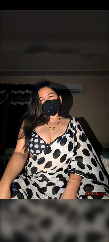 88pink 7 big boobs open nepali randi bhabhi white saree
