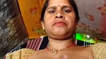 desi showing boobs