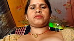 desi showing boobs