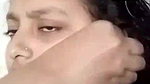 vc mein jhat wali chut mein ungli kri