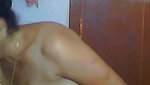 nighty kholte hue chuche dikhi