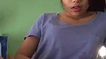 chut meun ungli krte hue khana khai